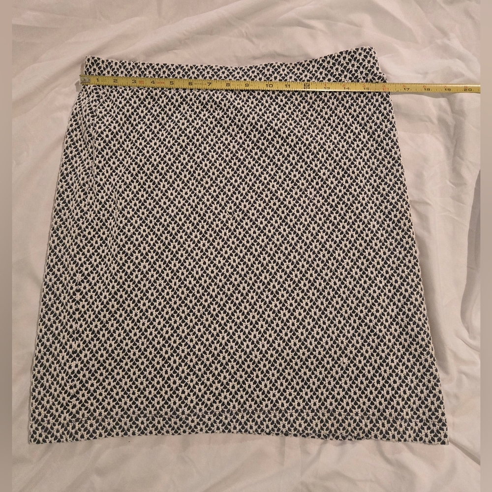 LOFT Monochrome Patterned A-Line Skirt
